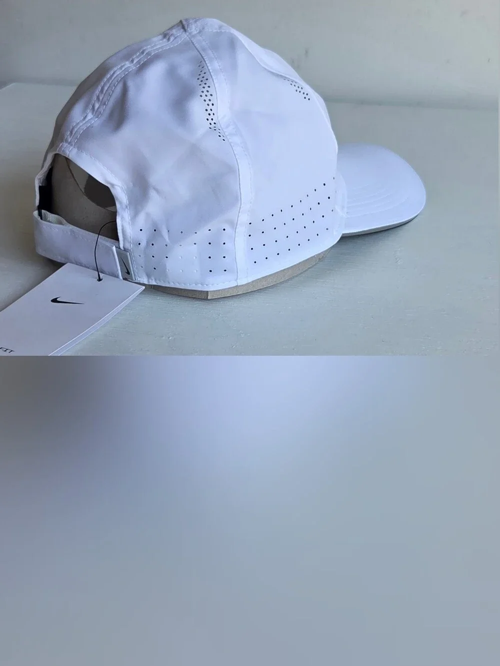 Nike Dri-Fit Featherlight Ball Cap